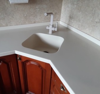 Интегрированная мойка для кухни из искусственного камня Tristone ST129 (Южная Корея)